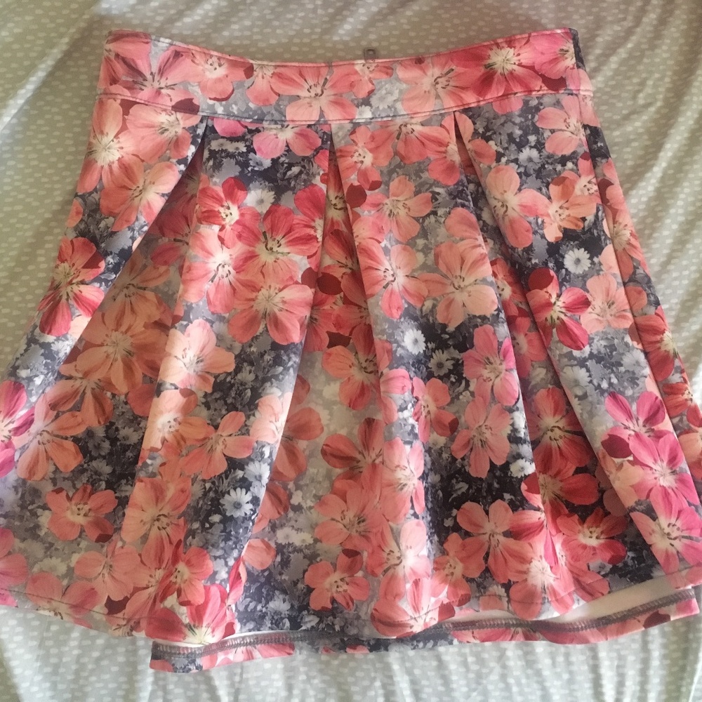 Bethany Mota flower skirt